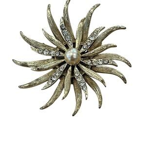 Vintage Lisner Rhinestone, Pearl Starburt Spiral Brooch